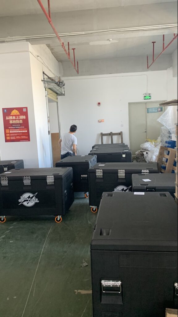 200 cabinets E20C rental display to America. - News - 10