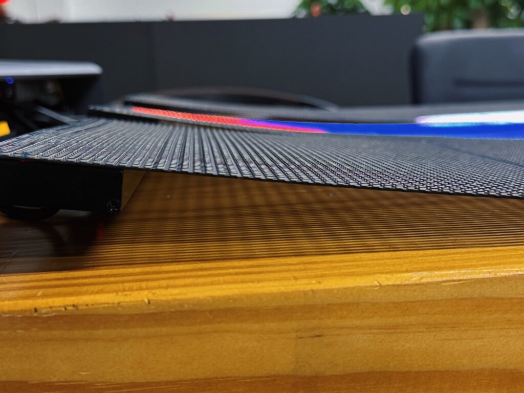 UNINAK Holographic Transparent Screen: Invisible When Idle, Stunning When Active. - News - 2
