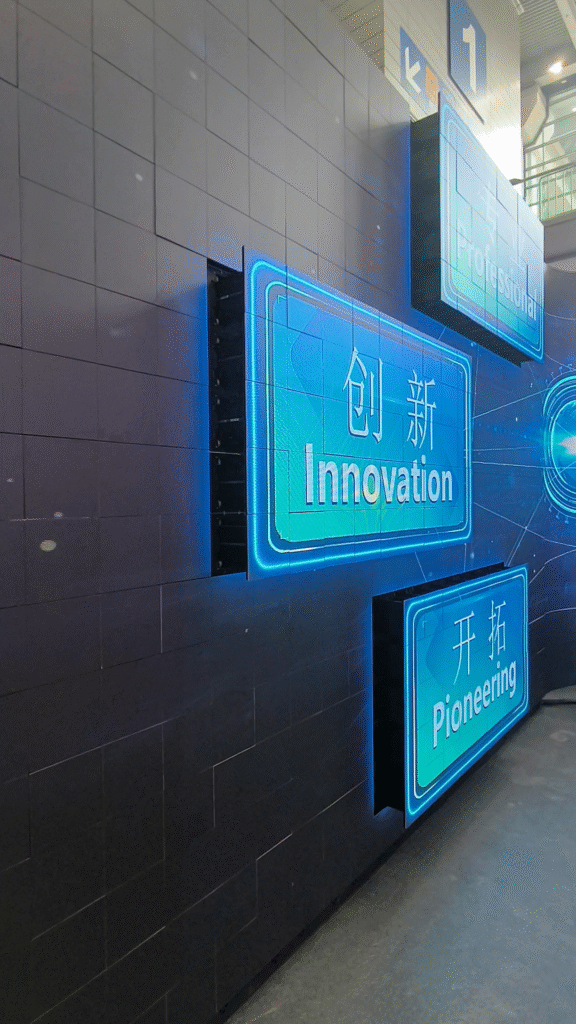  - UNINAK visits SIGN CHINA 2026 · Shenzhen - 6